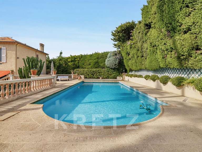 Maison Le Cannet - 3 chambres - 290m²