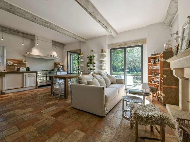 Propriété Uzès - 2 chambres - 200m²