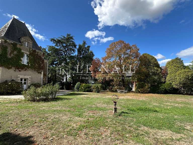 Château Sucé-sur-Erdre - 8 chambres - 450m²