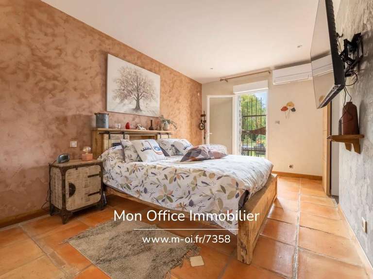 Maison Trets - 6 chambres - 288m²