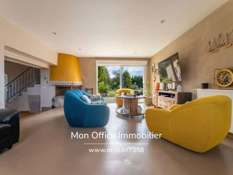 Maison Trets - 6 chambres - 288m²
