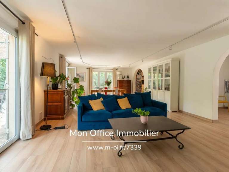 Maison Aix-en-Provence - 4 chambres - 180m²
