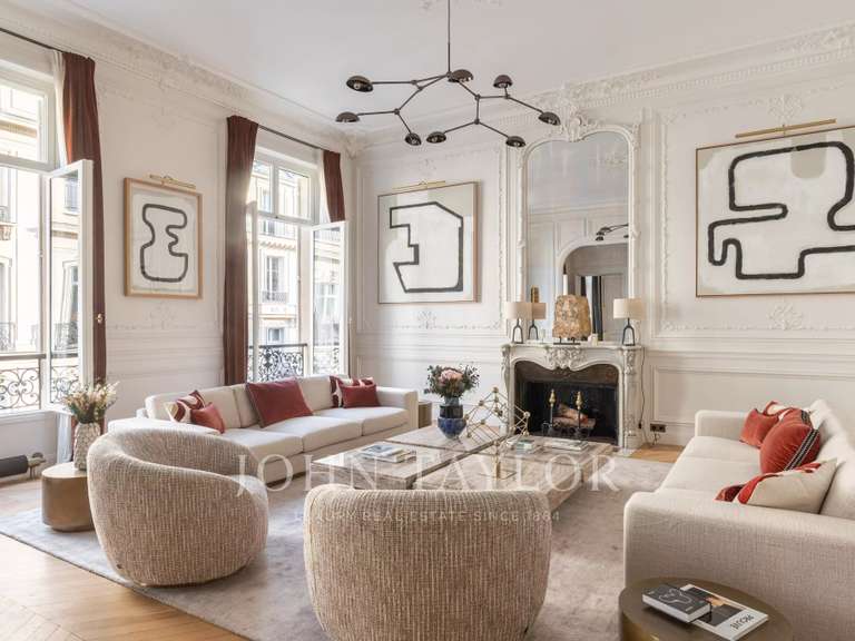 Apartment Paris 8e - 3 bedrooms - 198m²