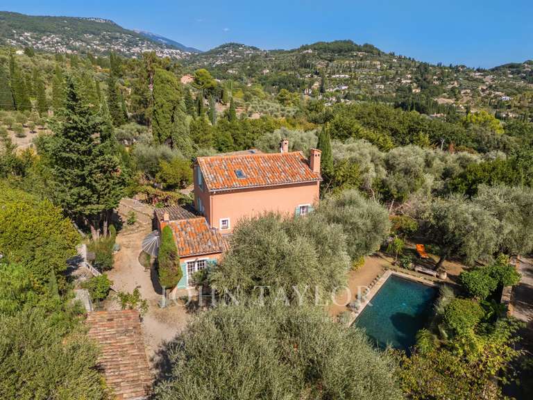 Villa Grasse - 3 bedrooms - 152m²