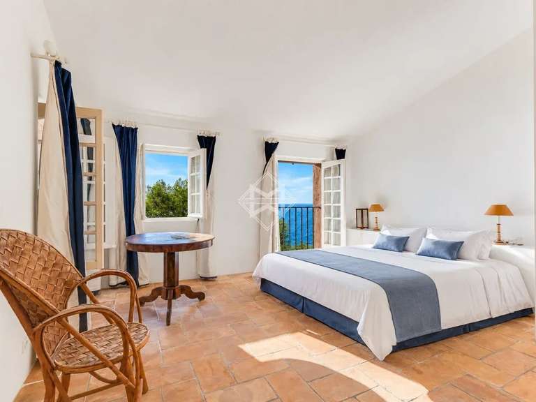 Villa Rayol-Canadel-sur-Mer - 7 chambres - 330m²