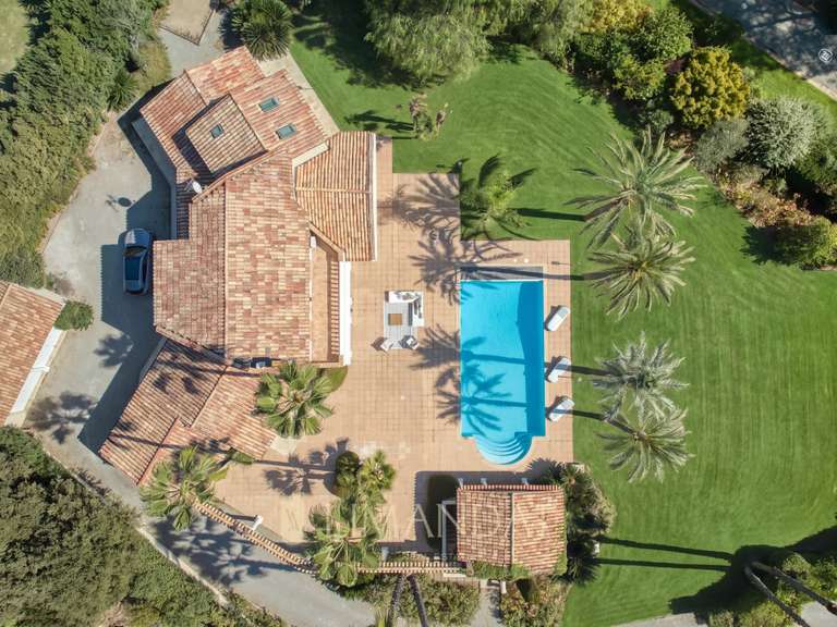 Villa Mougins - 4 bedrooms - 270m²