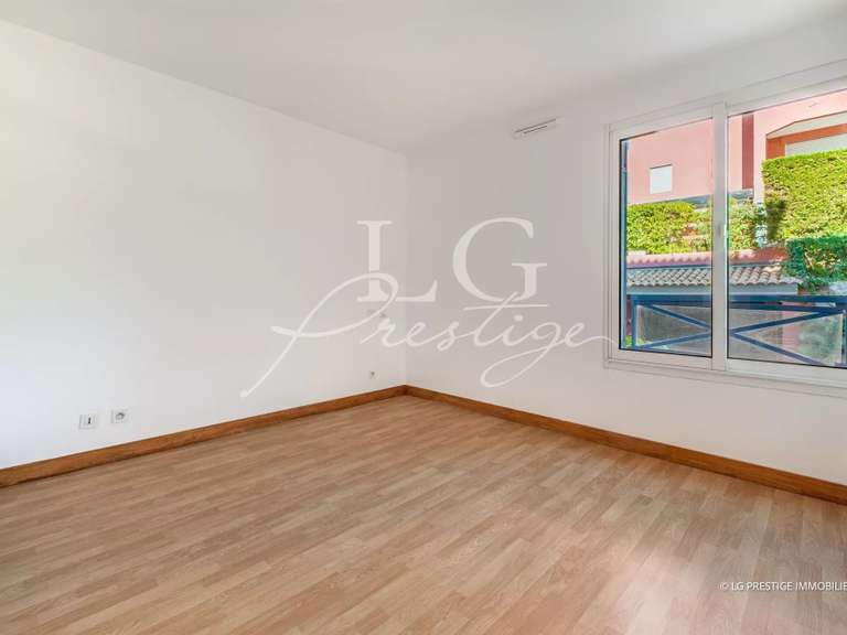 Appartement avec Vue sur mer Mandelieu-la-Napoule - 2 chambres - 80m²