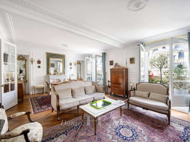 Appartement Paris 7e - 4 chambres - 115m²