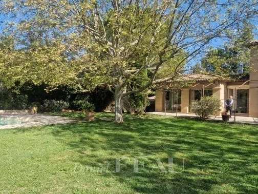 Maison Aix-en-Provence - 4 chambres - 234m²