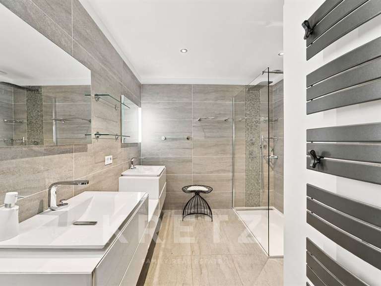Appartement Aix-en-Provence - 3 chambres - 230m²