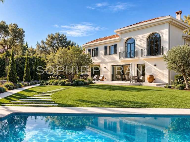 Villa Antibes - 5 chambres - 272m²