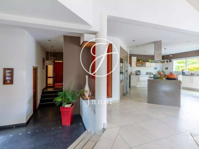 Maison Vertou - 4 chambres - 239m²