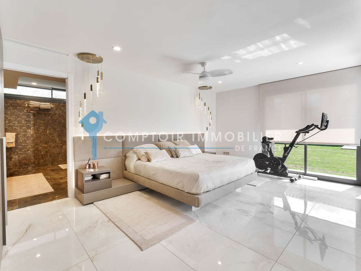 Villa Espagne