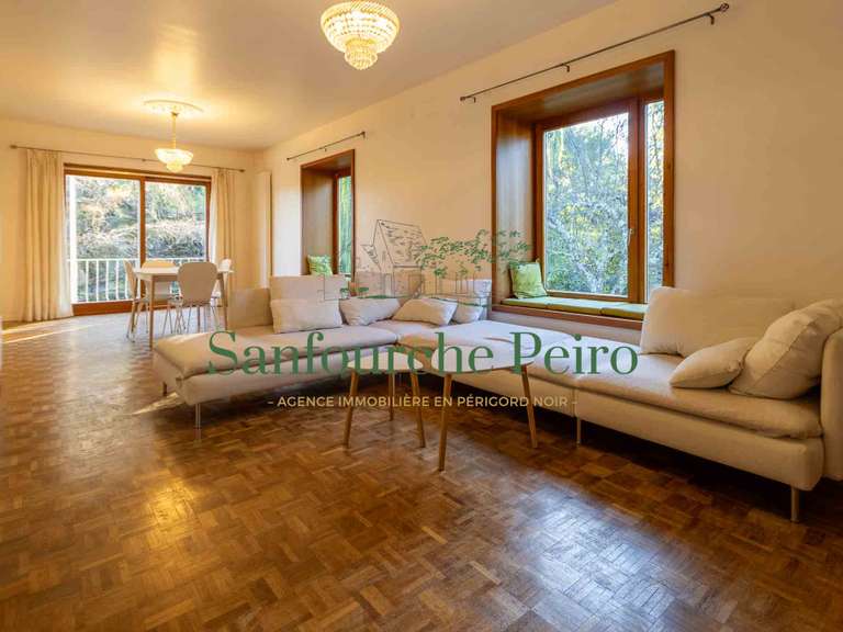 Maison Sarlat-la-Canéda - 6 chambres - 270m²