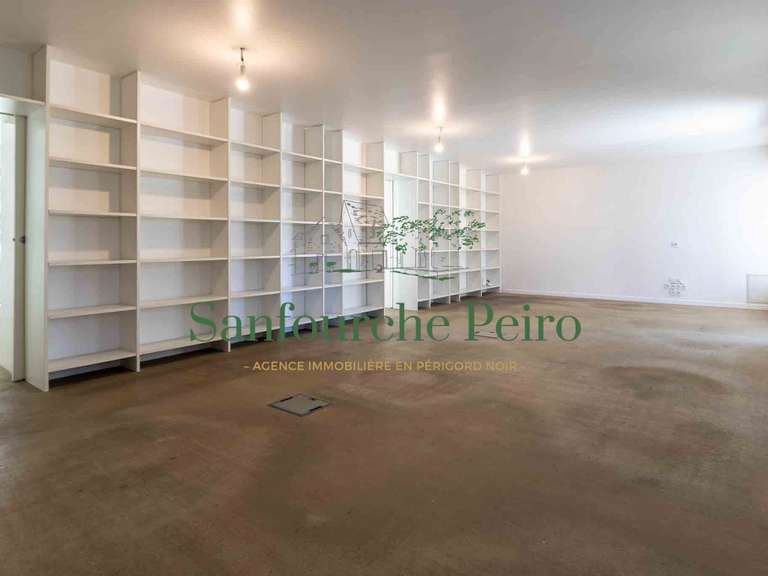 Maison Sarlat-la-Canéda - 6 chambres - 270m²