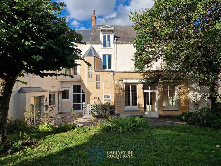 Maison Orléans - 7 chambres - 268m²