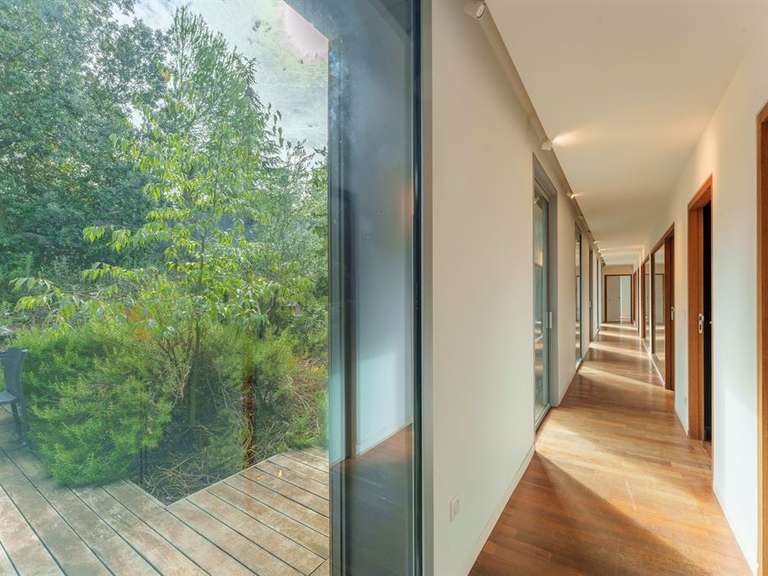 Maison Castelnau-le-Lez - 6 chambres - 248m²