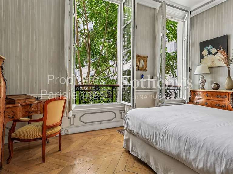 Apartment Paris 8e - 3 bedrooms - 205m²