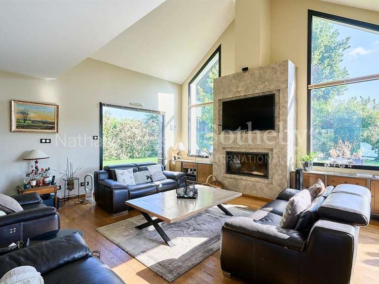 Maison Mérignies - 5 chambres - 220m²
