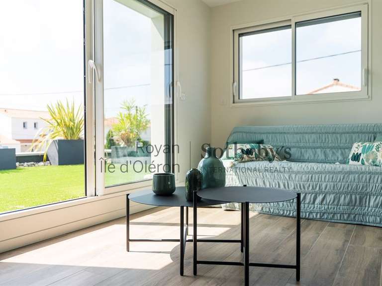House Vaux-sur-Mer - 4 bedrooms - 180m²