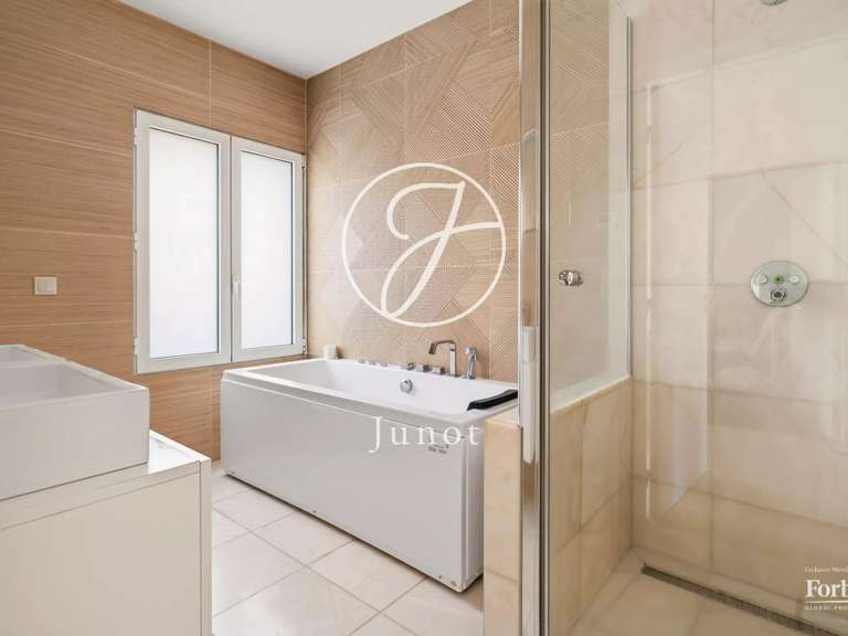 Maison Croissy-sur-Seine - 3 chambres - 119m²