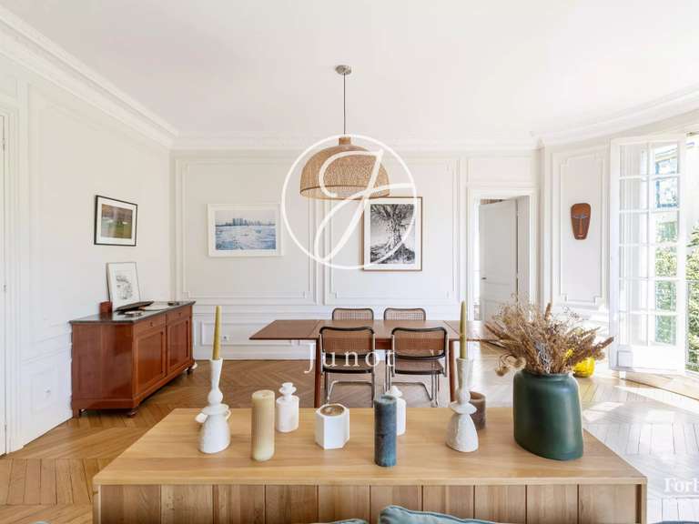 Appartement Paris 18e - 2 chambres - 100m²