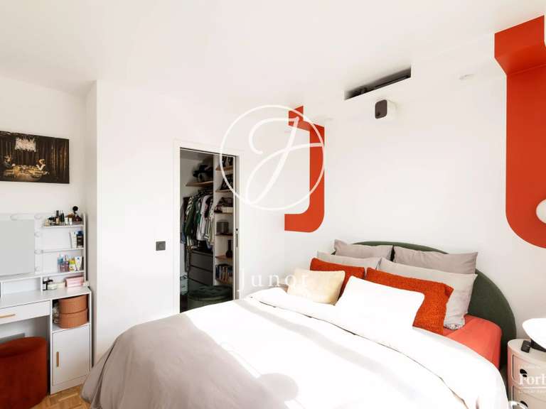 Appartement Paris 18e - 3 chambres - 80m²