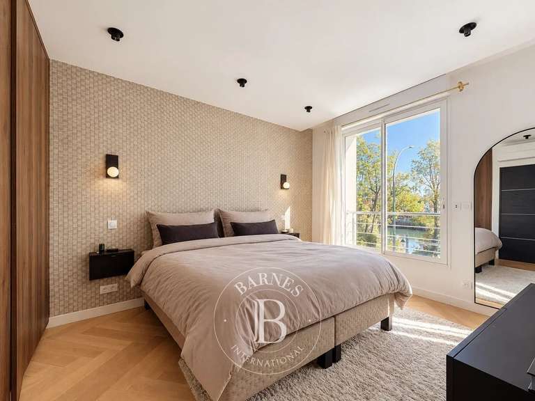 Maison Nogent-sur-Marne - 6 chambres - 280m²