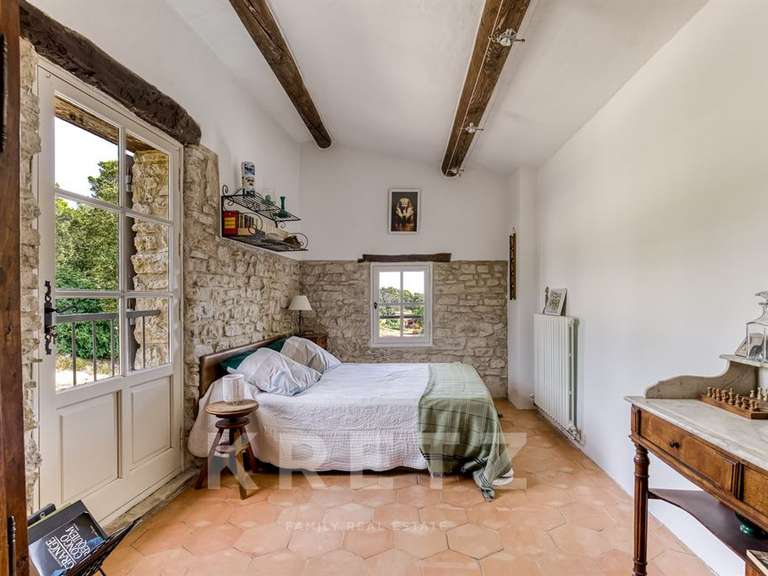 Maison Pierrevert - 5 chambres - 318m²