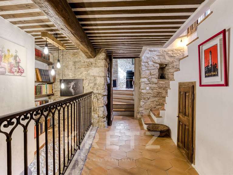 Maison Pierrevert - 5 chambres - 318m²