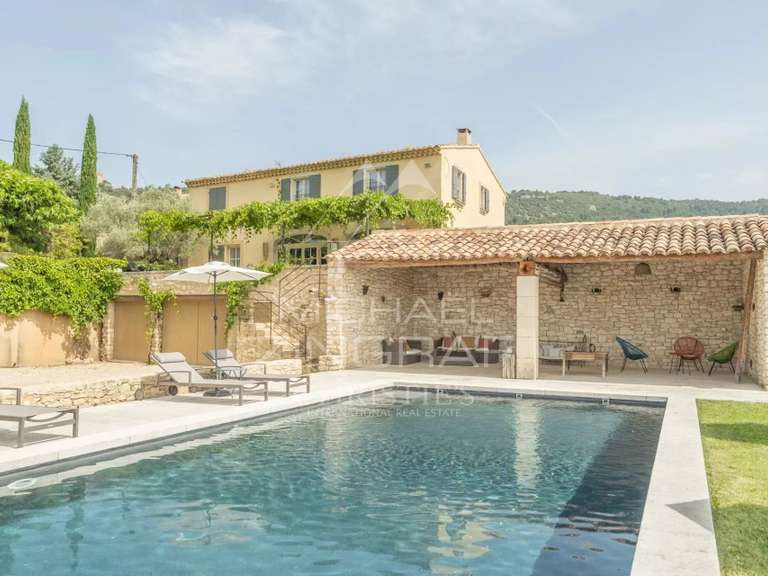Maison Saint-Saturnin-lès-Apt - 8 chambres - 521m²