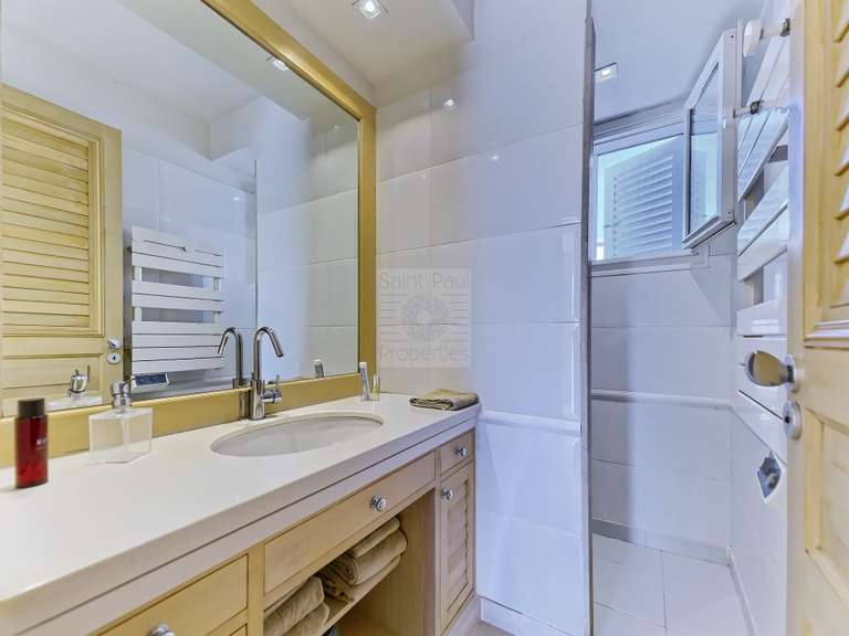 Villa Villeneuve-Loubet - 3 chambres - 150m²