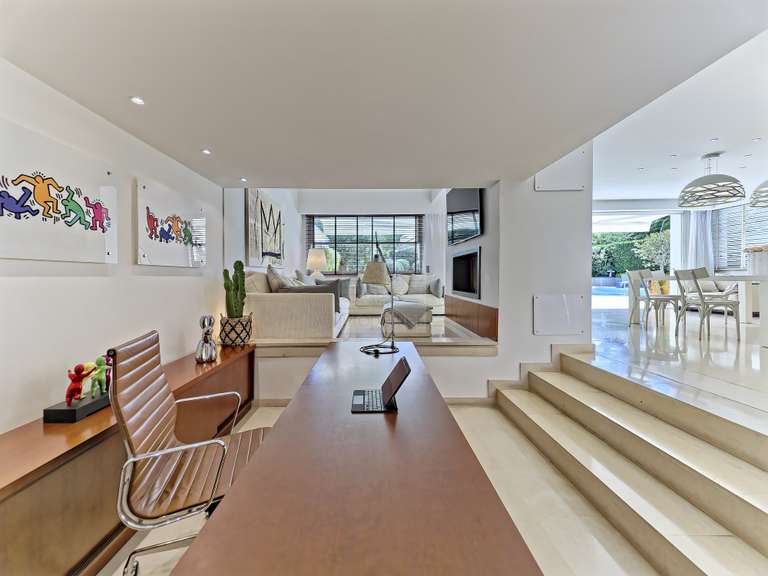 Villa Villeneuve-Loubet - 3 chambres - 150m²