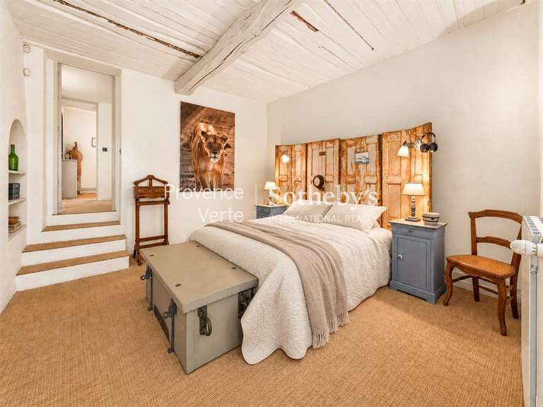 Propriété Cotignac - 5 chambres - 302m²