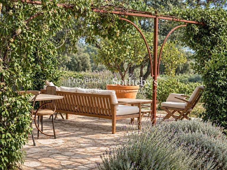 Propriété Cotignac - 5 chambres - 302m²