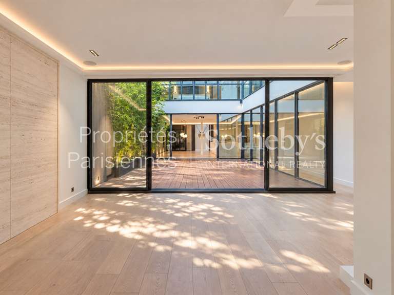 Appartement Paris 2e - 3 chambres - 321m²