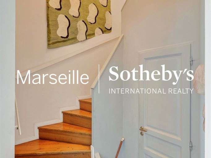 Appartement Marseille 7e - 2 chambres - 110m²