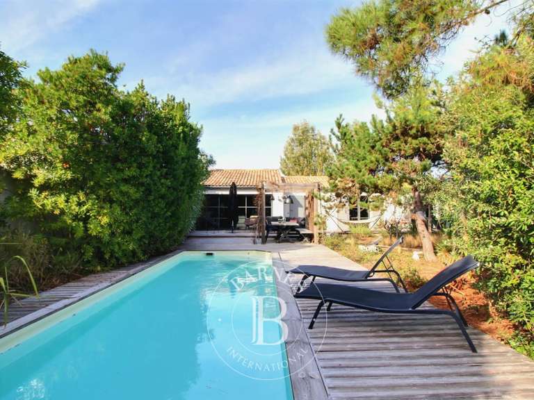 House Le Bois-Plage-en-Ré - 4 bedrooms - 197m²