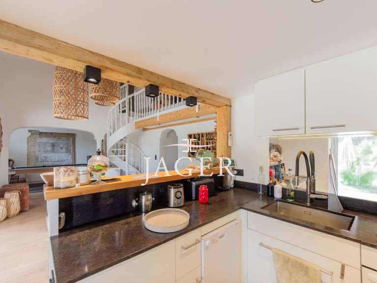 Villa Sainte-Maxime - 7 bedrooms - 265m²