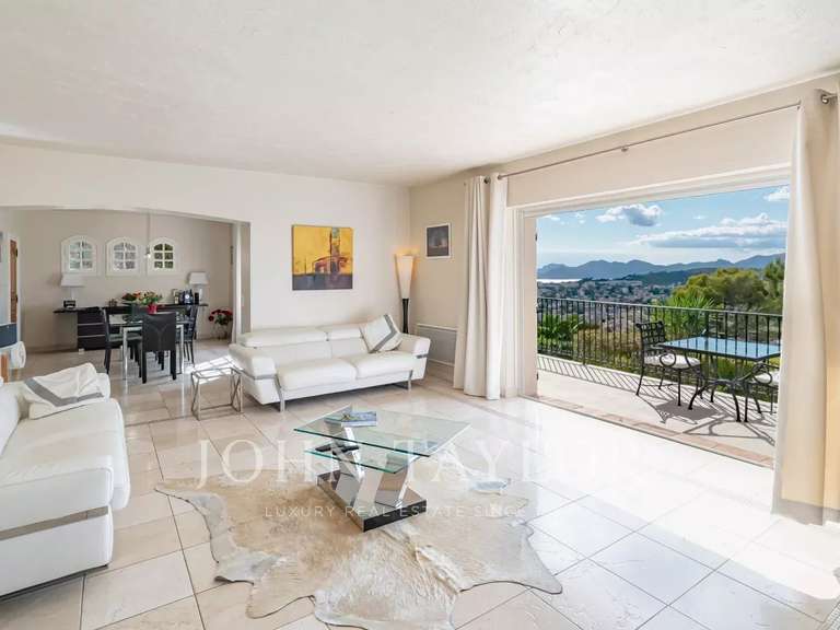 Maison Le Cannet - 6 chambres - 348m²