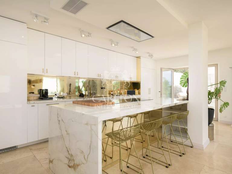 Villa Tourrettes-sur-Loup - 4 chambres - 300m²