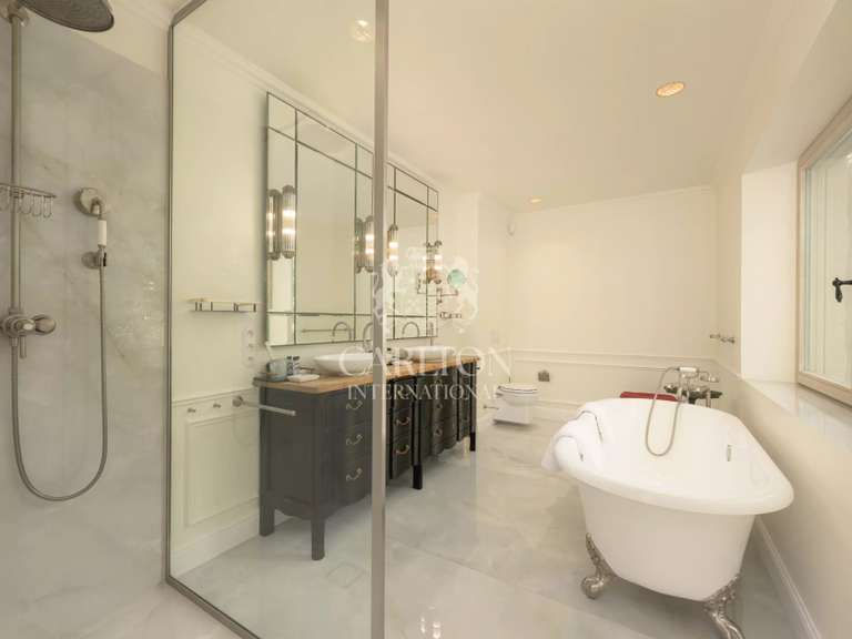 Villa Tourrettes-sur-Loup - 4 chambres - 300m²