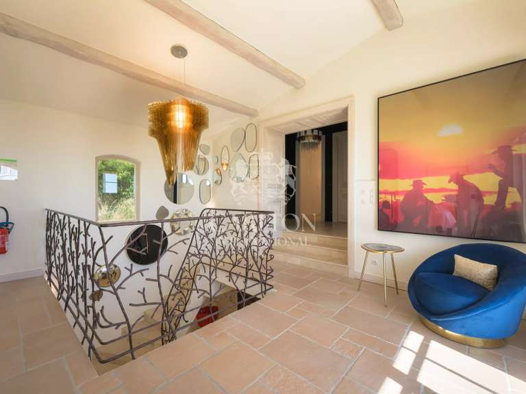 Villa Tourrettes-sur-Loup - 4 chambres - 300m²