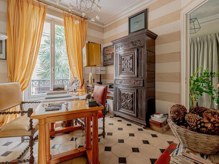 Appartement Paris 6e - 4 chambres - 238m²