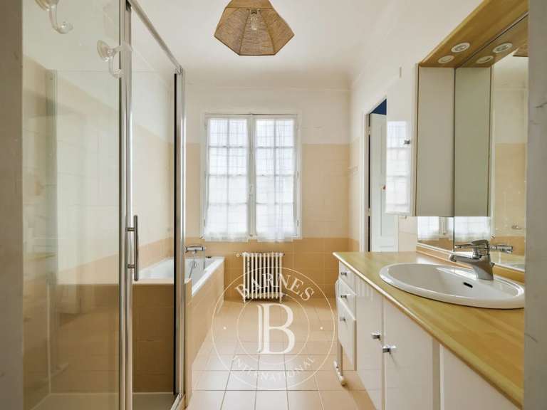 Maison Bayonne - 4 chambres - 370m²