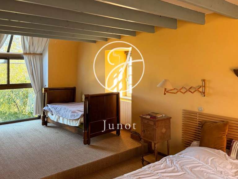 Manoir avec Vue sur mer Sables-d-or-les-pins - 15 chambres - 501m²