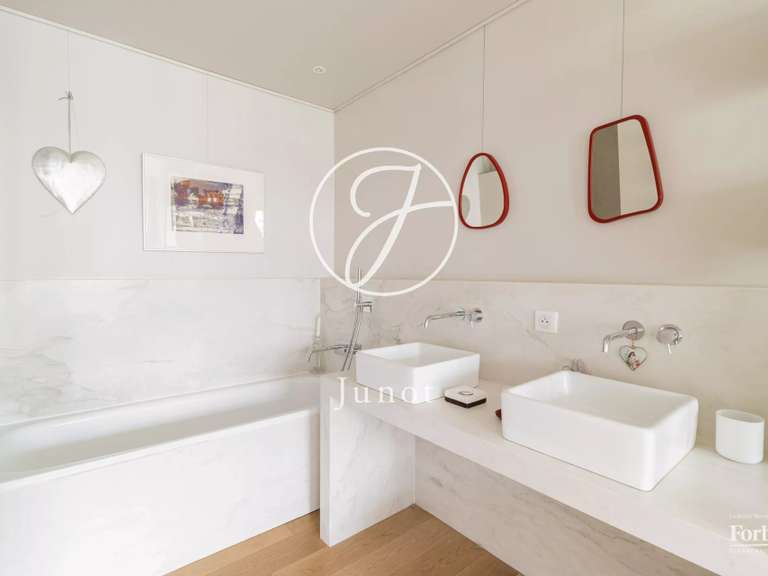 Appartement Paris 17e - 3 chambres - 114m²