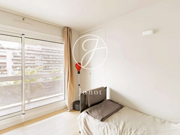 Appartement Paris 17e - 3 chambres - 114m²
