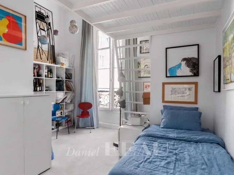 Appartement Paris 1er - 3 chambres - 195m²