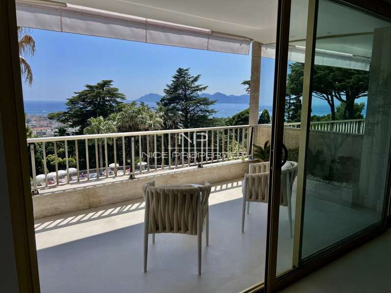Apartment with Sea view Cannes - 2 bedrooms - 142m²